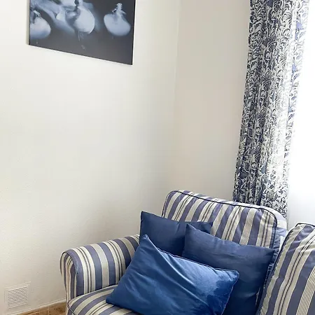 Apartment P.s. *